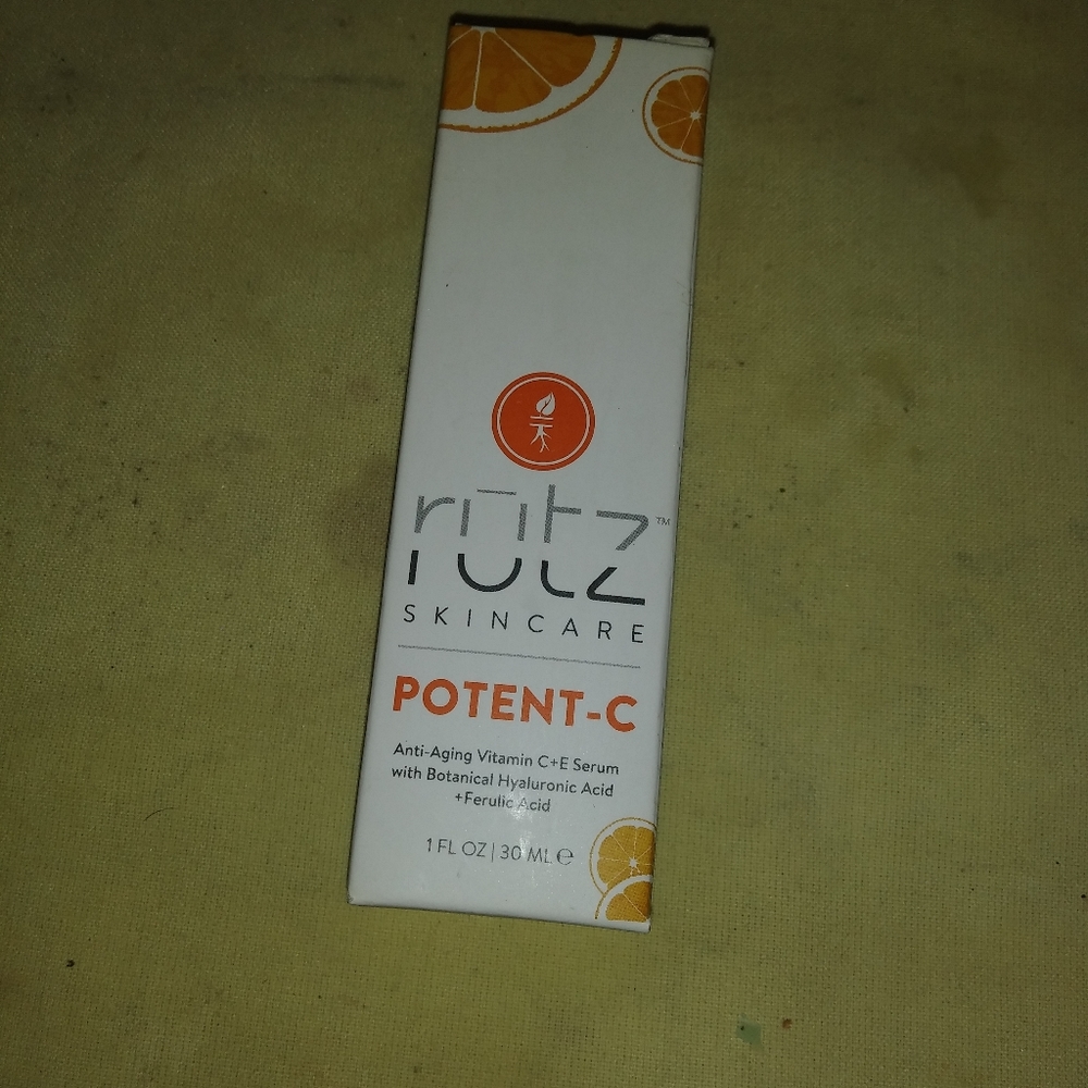 Rutz Skincaree Potentt-C Anti-Aging Vitamin C  Se